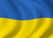 Головну автотрасу Криму пофарбували в кольори державного прапора України