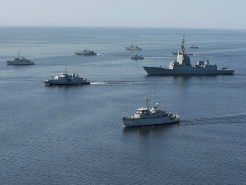 Українські кораблі в Азовському морі захоплено спецназом Росії, є поранені 
