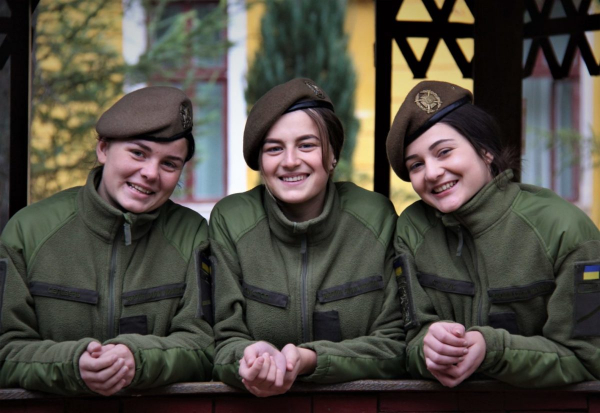 Ґендер у ЗСУ: чи стала армія доступнішою для жінок? Коментує експертка